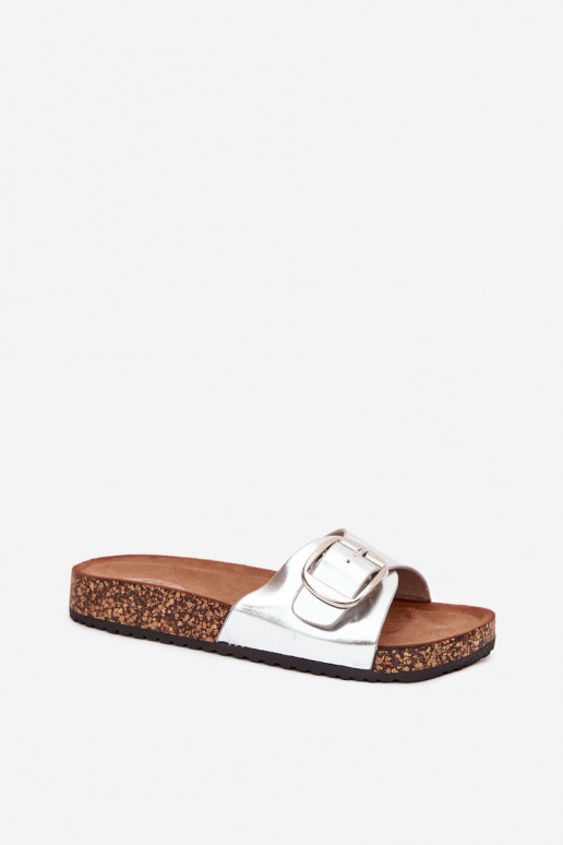 Moteriškos šlepetės su platforma su sagtimis sidabro spalvos Vianara