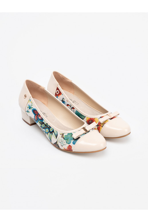 Aukštakulniai bateliai z egzotycznym wzorem Aukštakulniai bateliai z egzotycznym wzorem