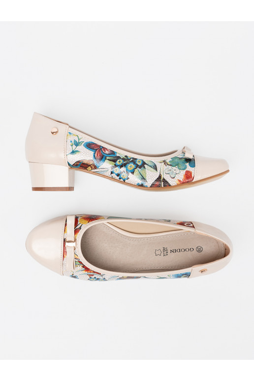 Aukštakulniai bateliai z egzotycznym wzorem Aukštakulniai bateliai z egzotycznym wzorem