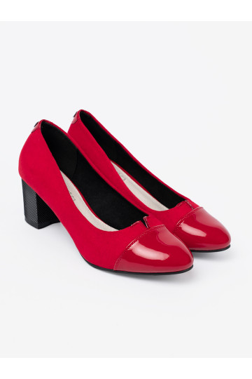raudonos spalvos aukštakulniai z lakierowanym noskiem 2