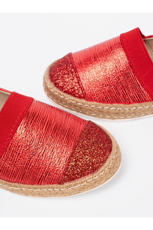 raudonos spalvos espadrilės z błyszczącą nitką
