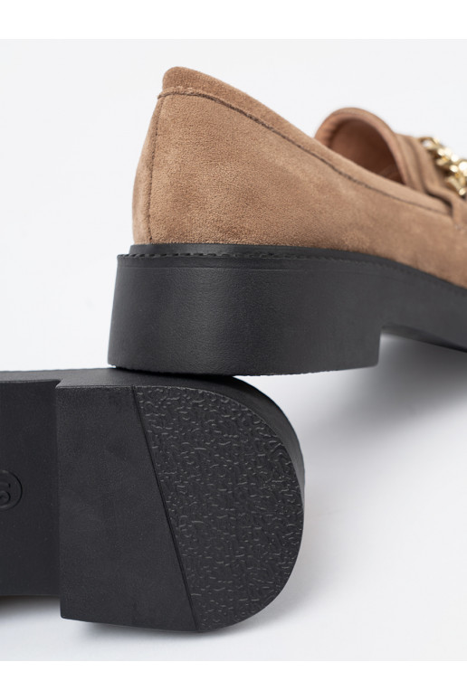 smėlio spalvos mokasinai z m łańcuchem.