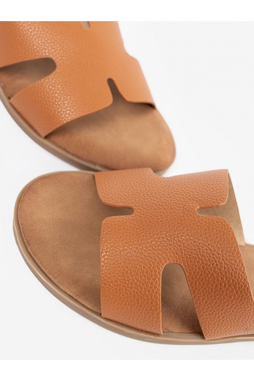 karamelinės spalvos Šlepetės   z wycięciami karamelinės spalvos Šlepetės   z wycięciami