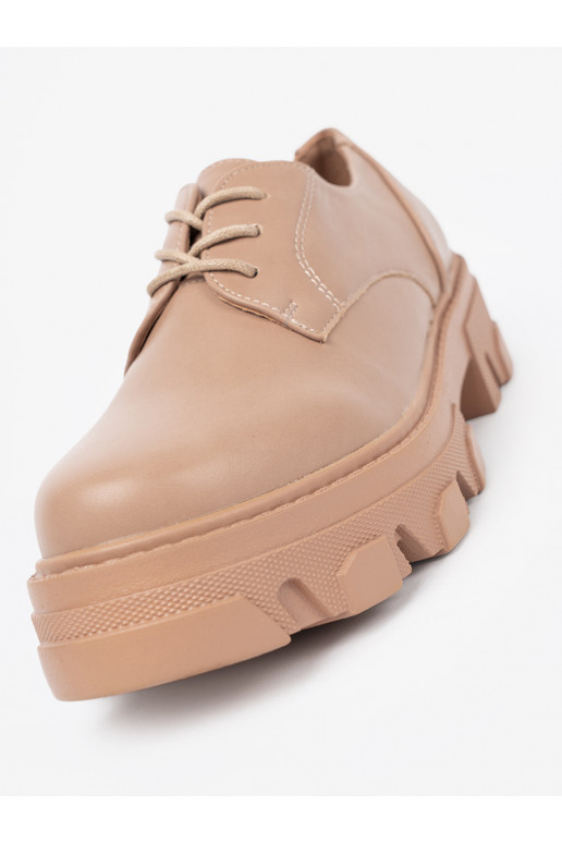 smėlio spalvos  pusbačiai su platforma