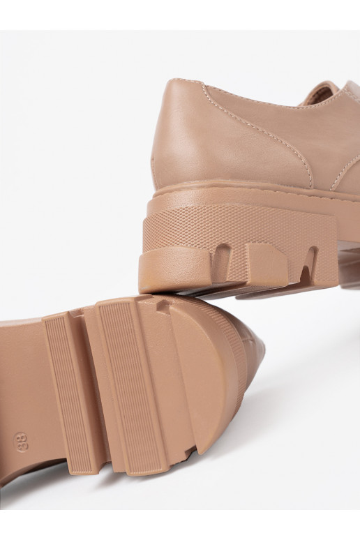 smėlio spalvos  pusbačiai su platforma