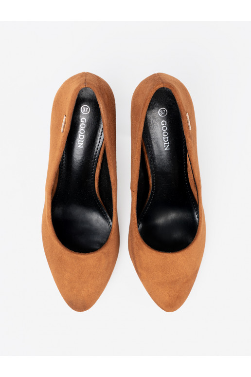 rudos spalvos aukštakulniai su juodu padu