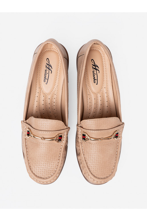 smėlio spalvos pusbačiai ze m zdobieniem