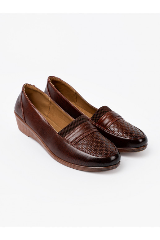 moteriški pusbačiai slip-on z fakturowanym noskiem moteriški pusbačiai slip-on z fakturowanym noskiem