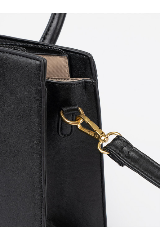 juoda rankinė  m kolorze