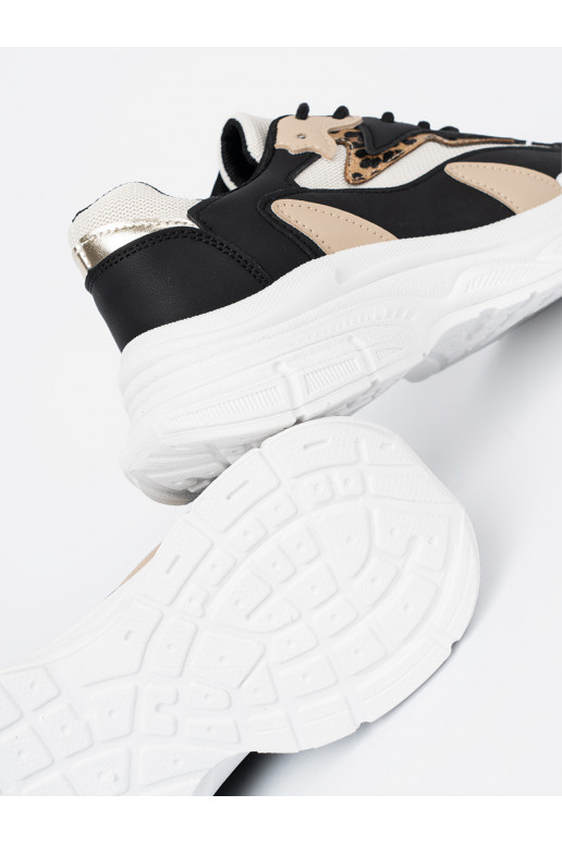 Juodos ir-  modelio batai su masyvia platforma