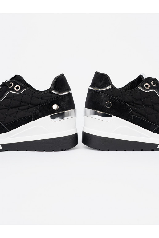 Juodos spalvos  modelio batai 