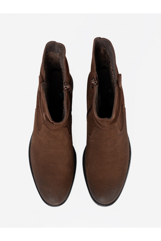 rudos spalvos   batai  Sergio Leone