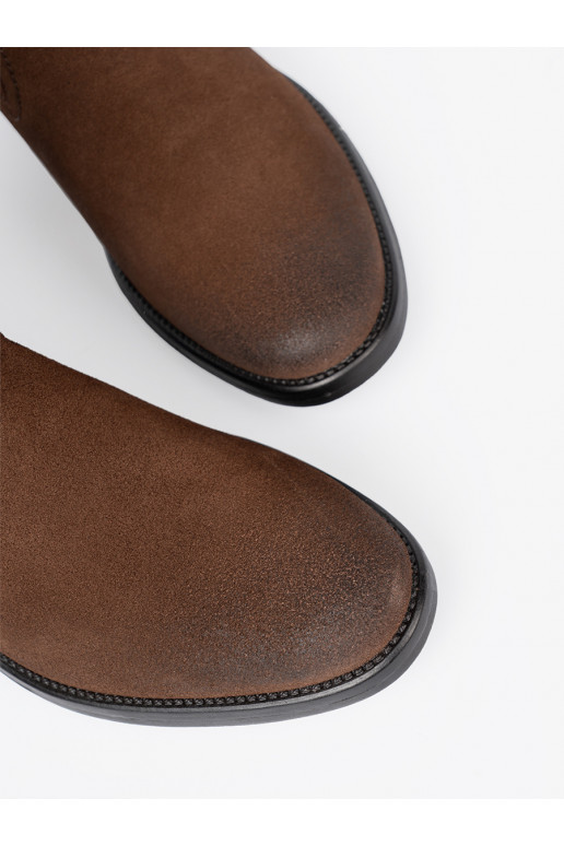 rudos spalvos   batai  Sergio Leone