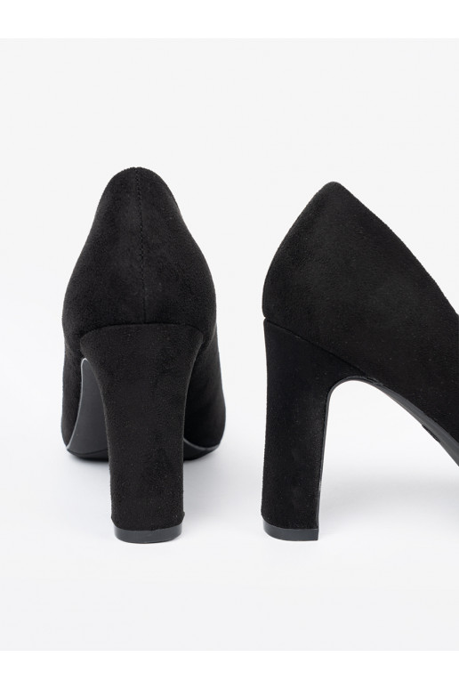 Klasikinio modelio zomšiniai bateliai