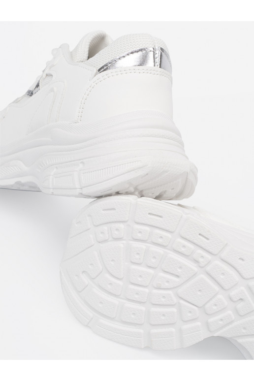 baltos spalvos sportiniai bataiy z ozdobnym akcentem