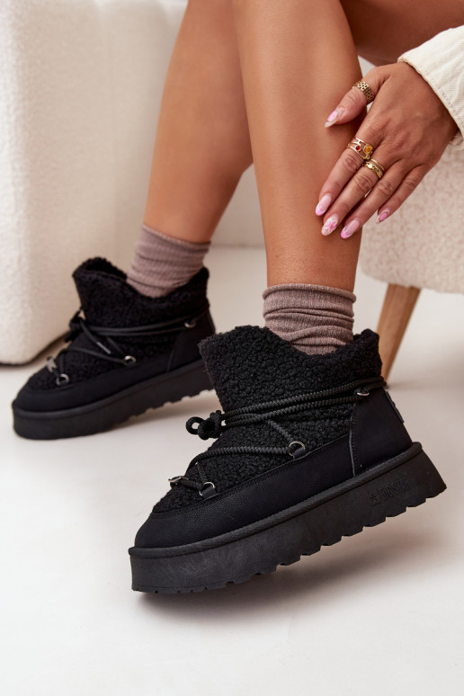 sniego batai  su platforma su kailiuku Typu Baranek Big Star SS274109 Juodos spalvos sniego batai  su platforma su kailiuku Typu Baranek Big Star SS274109 Juodos spalvos