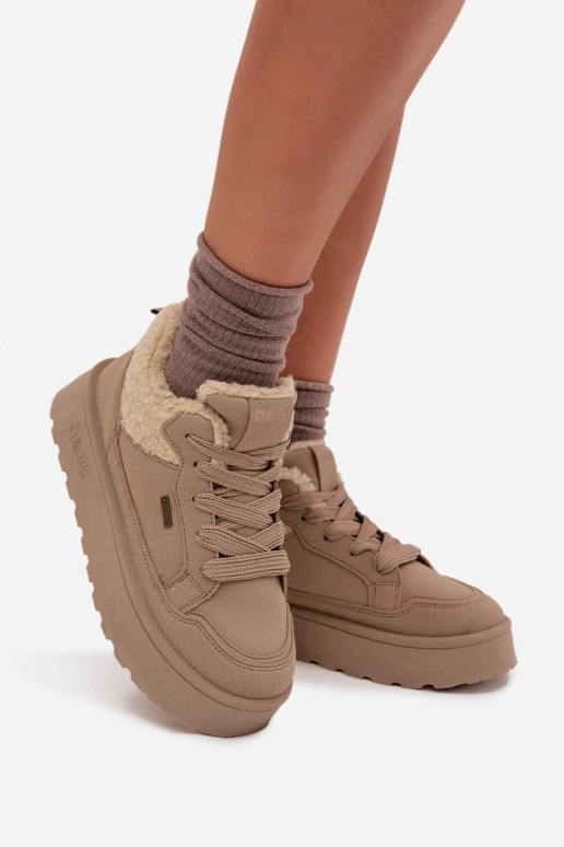  modelio batai  su platforma su kailiuku Typu Baranek Big Star SS274105 smėlio spalvos