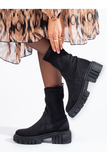 Juodos spalvos batai iš zomšos  2