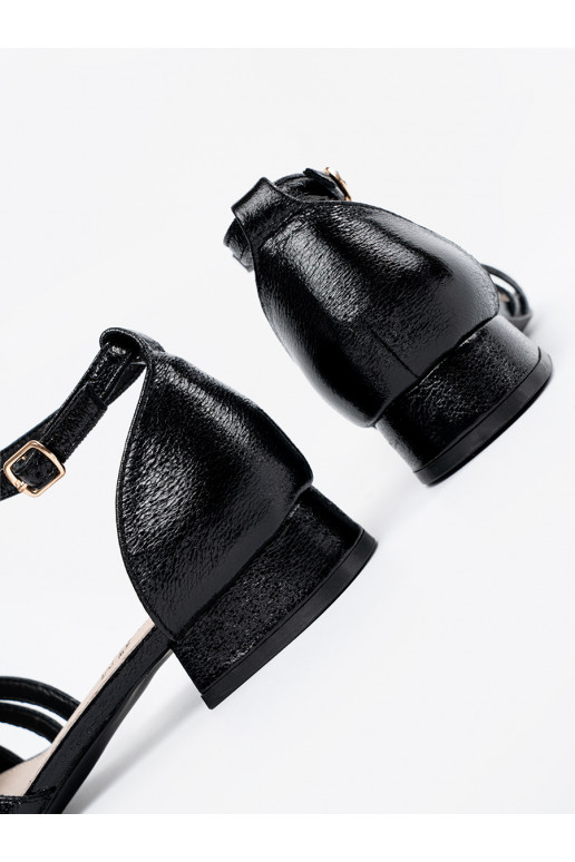 Elegantiško stiliaus juodos spalvos sandalai 