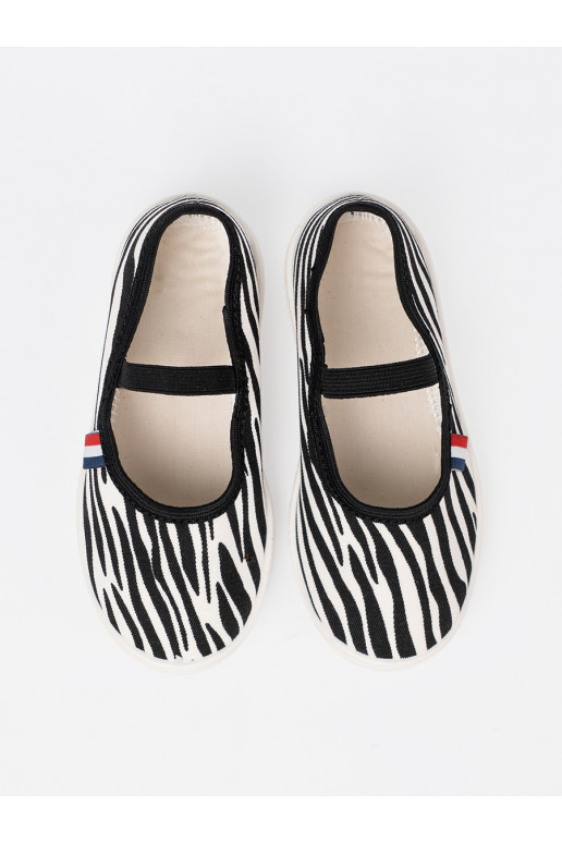 Juodos irbaltos spalvos  batai  z motywem zebry
