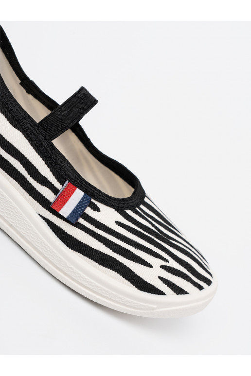 Juodos irbaltos spalvos  batai  z motywem zebry