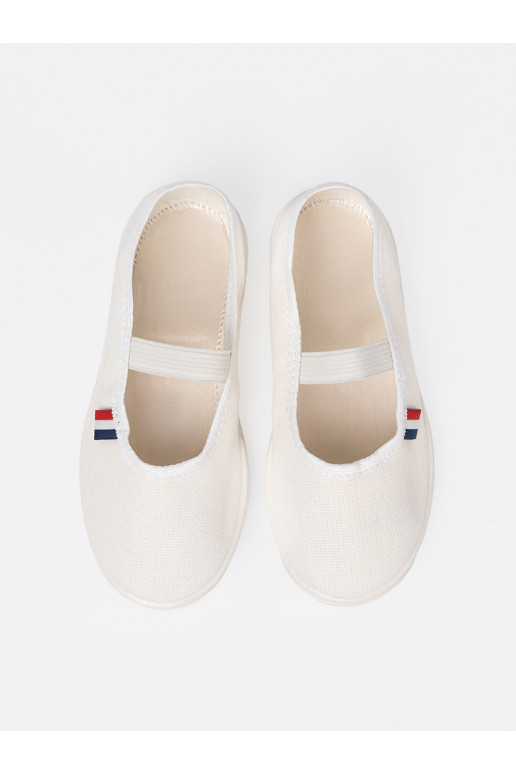  baltos spalvos batai z m paskiem