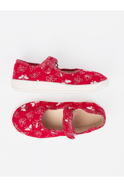 Sportbačiai  y raudonos spalvos Sportbačiai  y raudonos spalvos