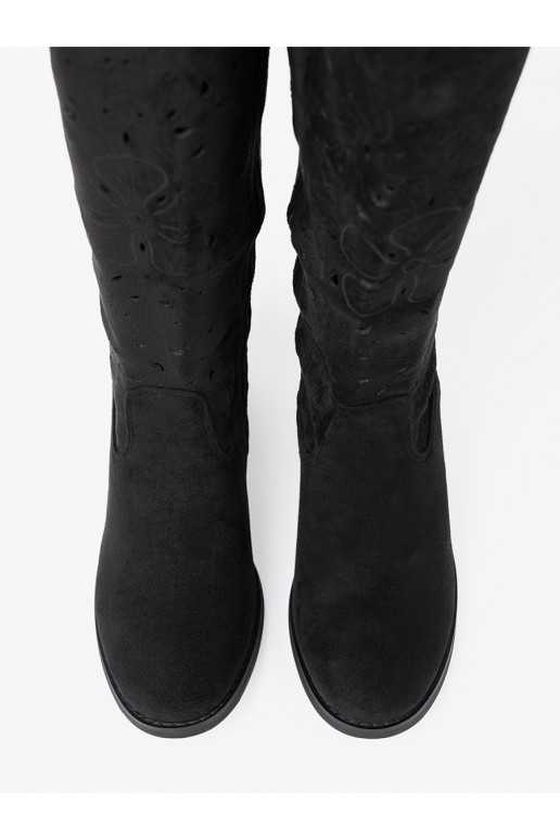 iš zomšos juodos spalvos ilgaauliai przed kolano