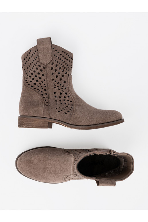 smėlio spalvos batai  kowbojskim stylu smėlio spalvos batai  kowbojskim stylu