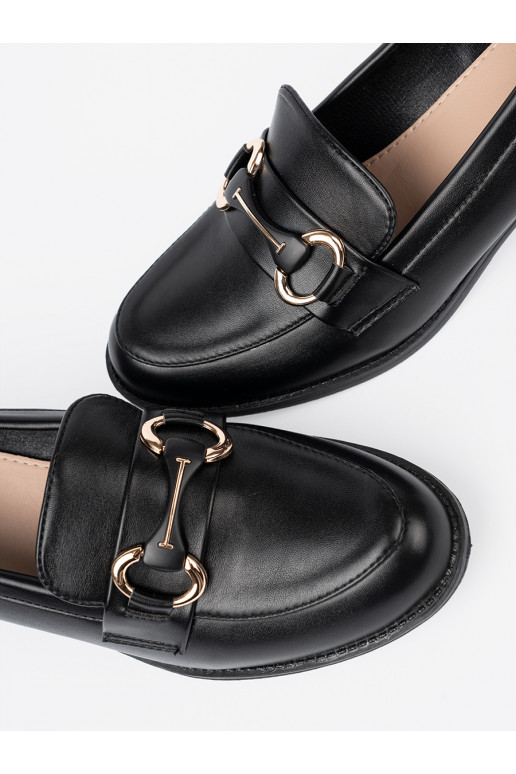 Juodos spalvos moteriški pusbačiai z elegancką sprzączką Juodos spalvos moteriški pusbačiai z elegancką sprzączką