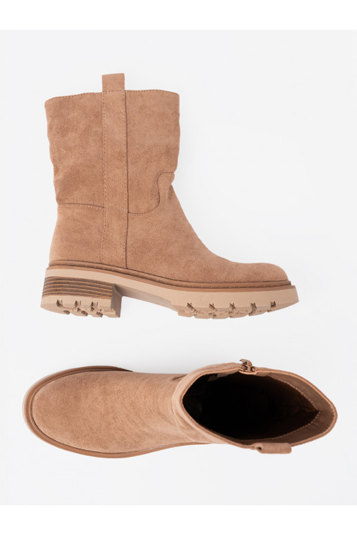 Minimalistyczne batai kamelowe z miękkiego zamszu Minimalistyczne batai kamelowe z miękkiego zamszu