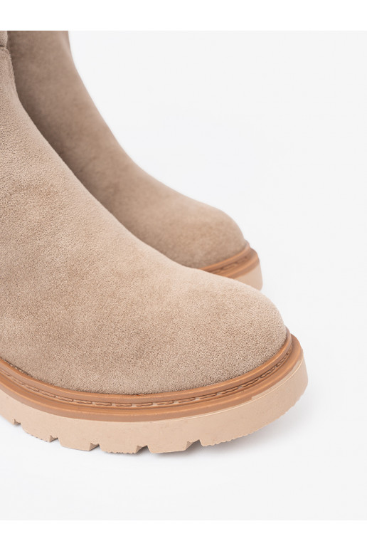 Minimalistyczne batai  z miękkiego zamszu Minimalistyczne batai  z miękkiego zamszu