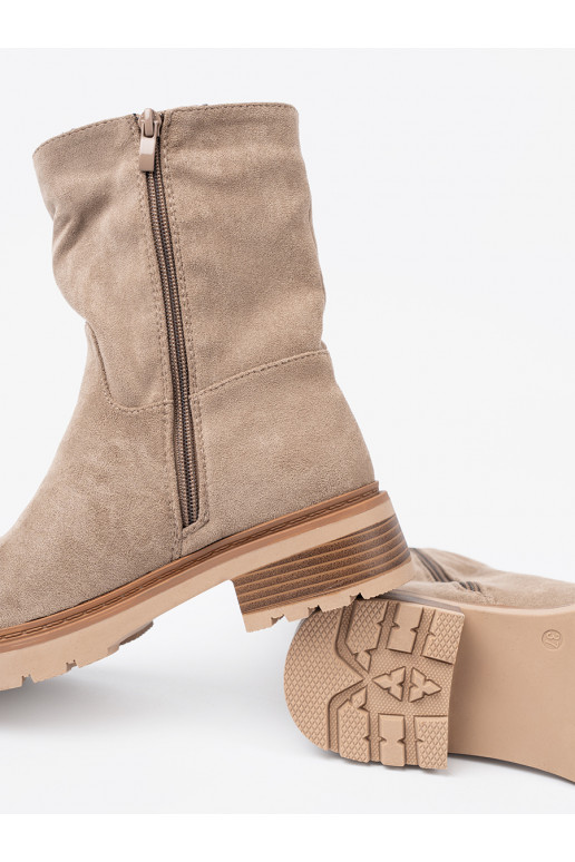 Minimalistyczne batai  z miękkiego zamszu Minimalistyczne batai  z miękkiego zamszu