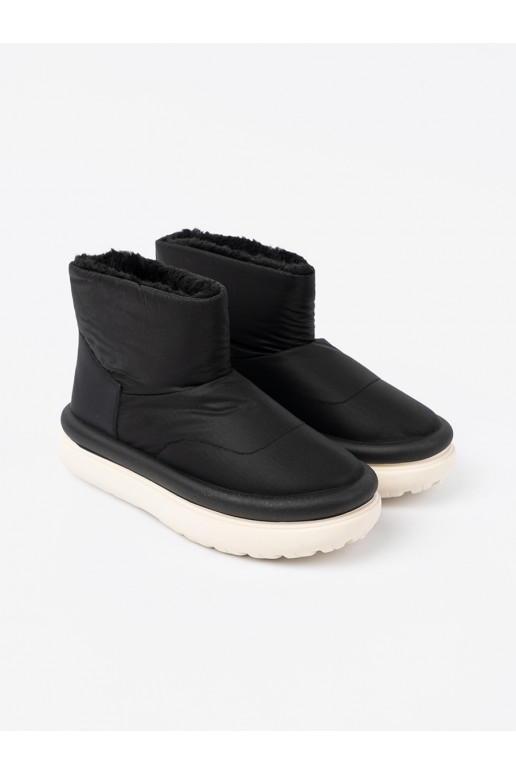 atsparūs vandeniui  sniego batai juodos spalvos z futrzanym wnętrzem