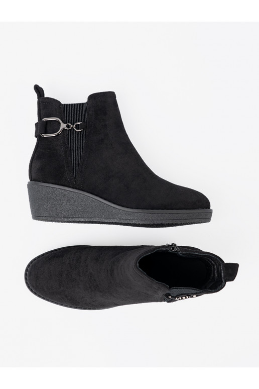 iš zomšos batai juodos spalvos z elastyczną wstawką