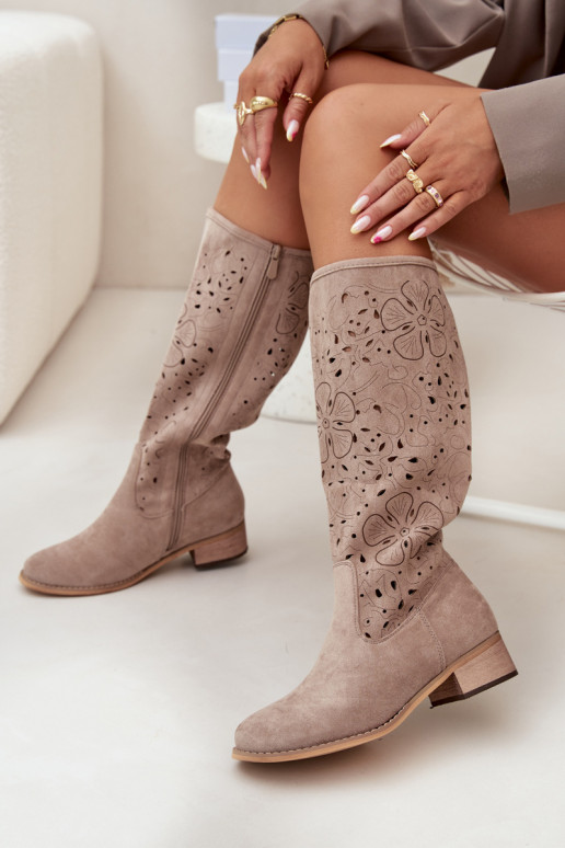 su aužūro elementais moteriški ilgaauliai batai žemu kulniuku iš eko zomšosowe Užsegamos  smėlio spalvos Orchides