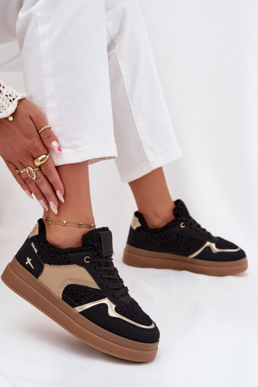  modelio batai  su platforma su kailiuku Typu Baranek Juodos spalvos Frelina