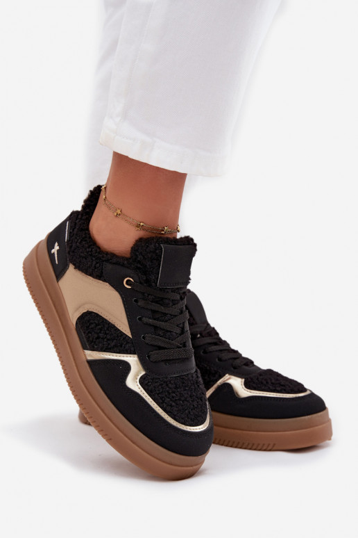  modelio batai  su platforma su kailiuku Typu Baranek Juodos spalvos Frelina