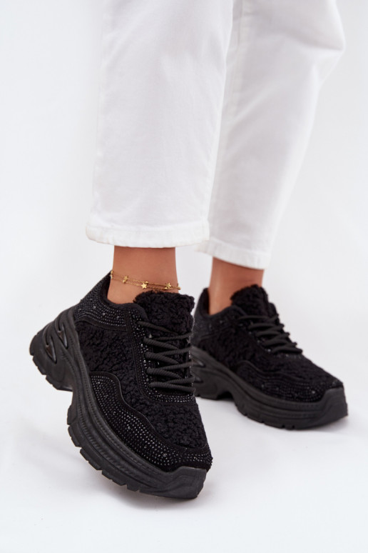 modelio batai  su tviskančiomis akutėmis ir kailiuku Typu Baranek Juodos spalvos Zarika  modelio batai  su tviskančiomis akutėmis ir kailiuku Typu Baranek Juodos spalvos Zarika