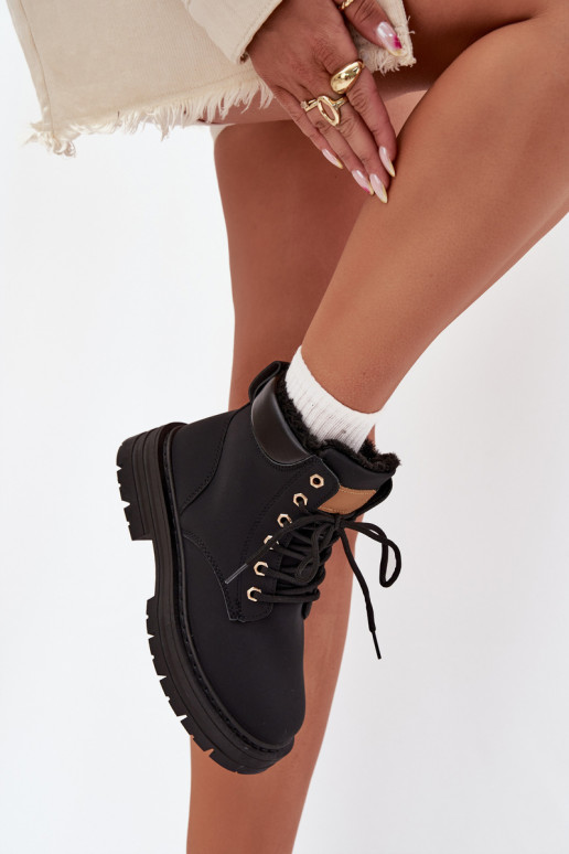 batai  pašiltinti su kailiuku viduje  Juodos spalvos Tharika batai  pašiltinti su kailiuku viduje  Juodos spalvos Tharika