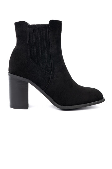 iš zomšos batai ant kulno juodos spalvos