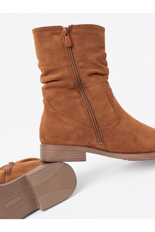 karamelinės spalvos batai 