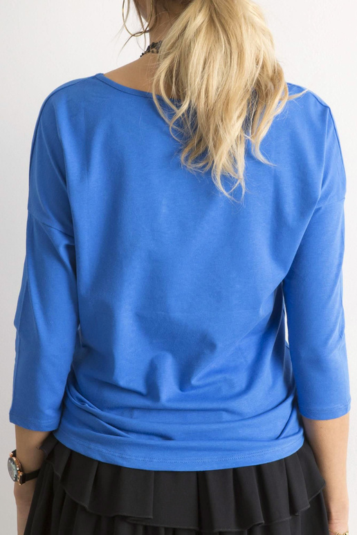 Balandžio mėnesio mėlyna palaidinė