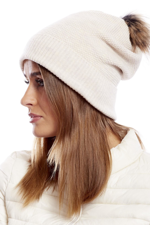 Cap-AT-CZ-171701.37-šviesiai smėlio...