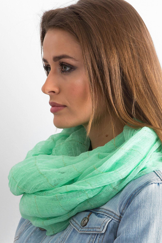 Šviesiai žalias šalikas su metaliniu...