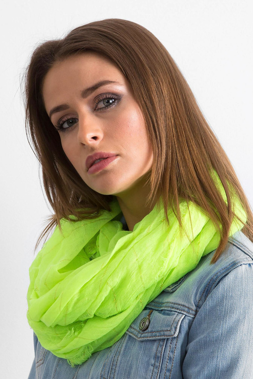 Fluo geltona skara su metaliniu siūlu