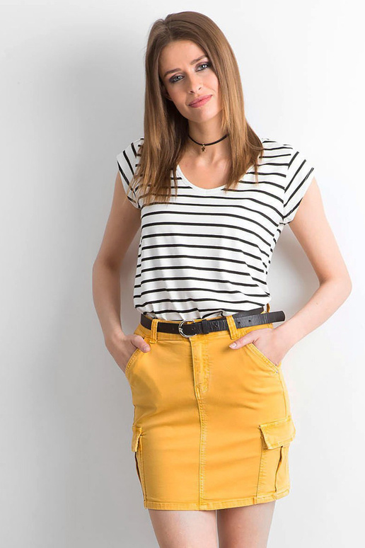 Geltonas džinsinis sijonas su kišenėmis