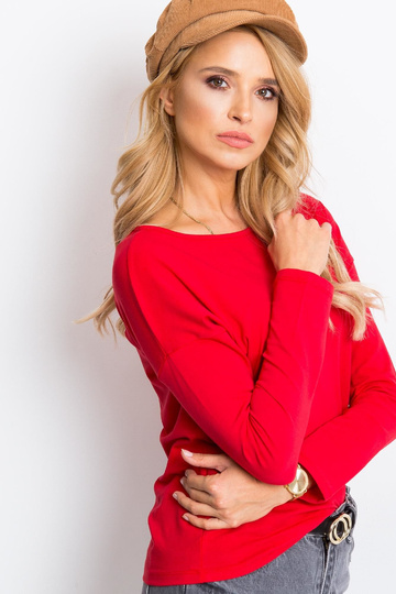 Raudona dangaus palaidinė 2