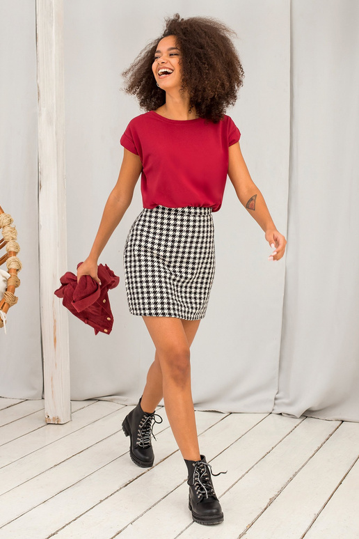 Burgundijos revoliucijos marškinėliai