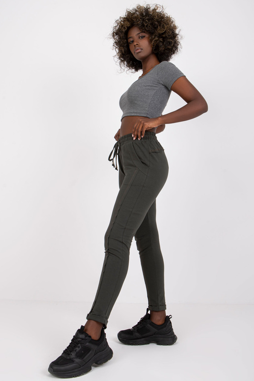 Tamsios chaki spalvos kelnės